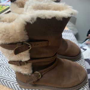 Girl’s UGG boots, size 13.